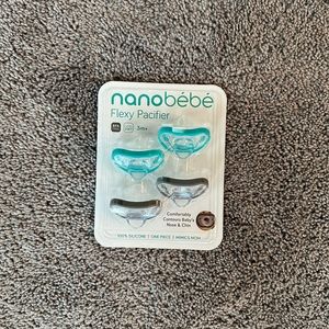 Nabobébé flexi pacifier 3m+ four pack